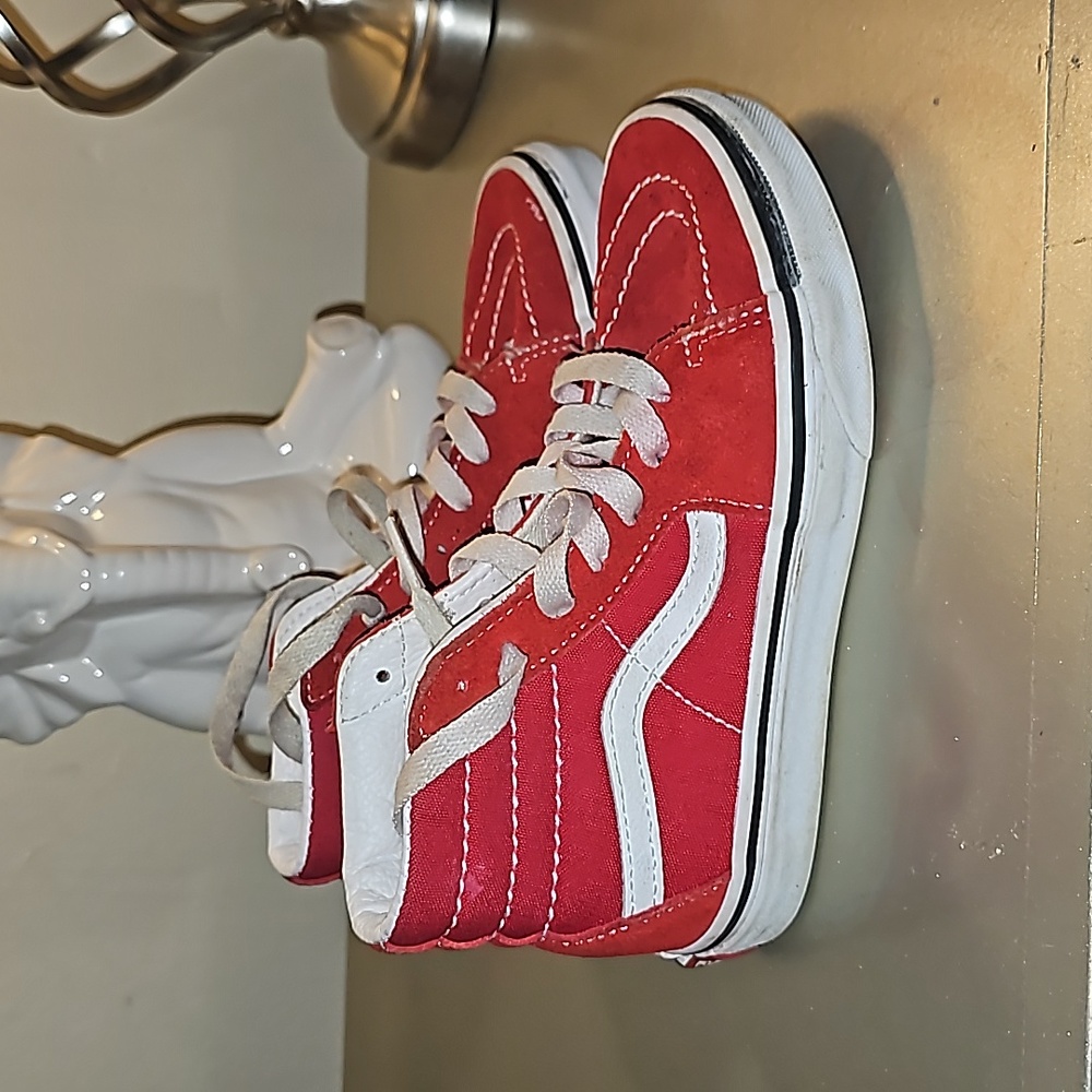 Vans sz 1 red sneakers